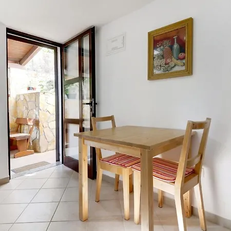 With A Parking Space Artatore, Losinj - 8087 Apartment