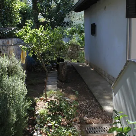 Apartment With Parking Space Artatore, Losinj - 8087 *